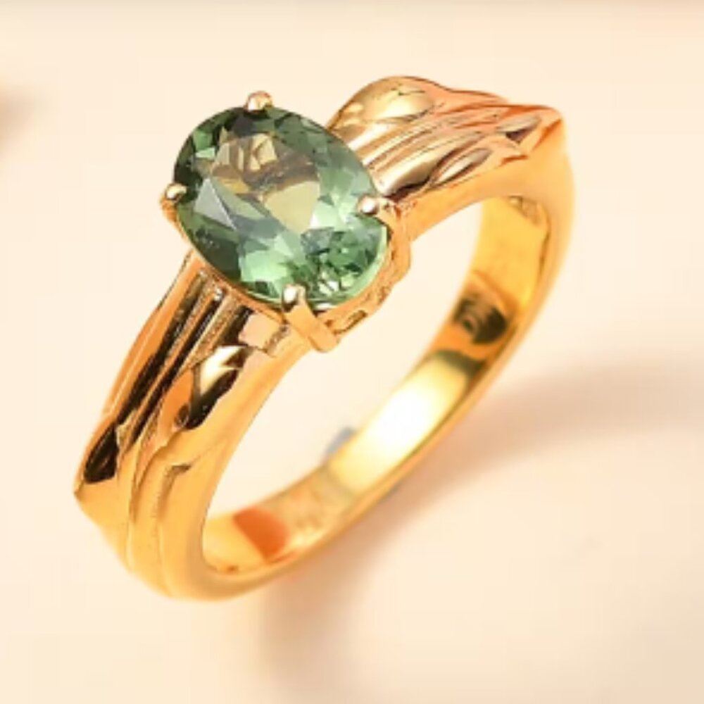 Andranomaro Green Apatite Tree Shank Ring